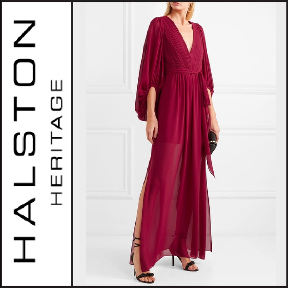 🎉HP🎉 NWT {Halston Heritage} Fortuny Chiffon Gown